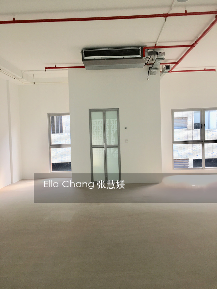 The Flow (D15), Retail #197701112